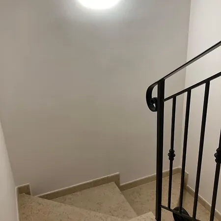 Hisa Padnjec * Sečovlje