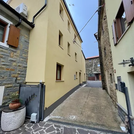 Daire Hisa Padnjec Sečovlje