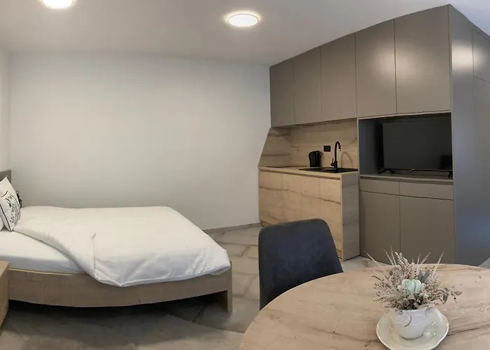 Hisa Padnjec דירה