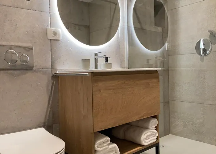 Hisa Padnjec * Sečovlje